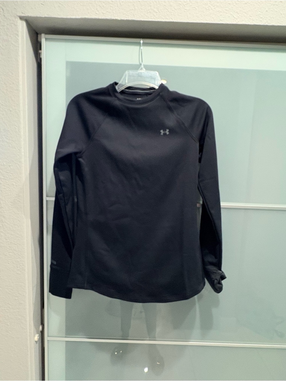 Under Armour Women's Black Long Sleeve Crew Performance Top